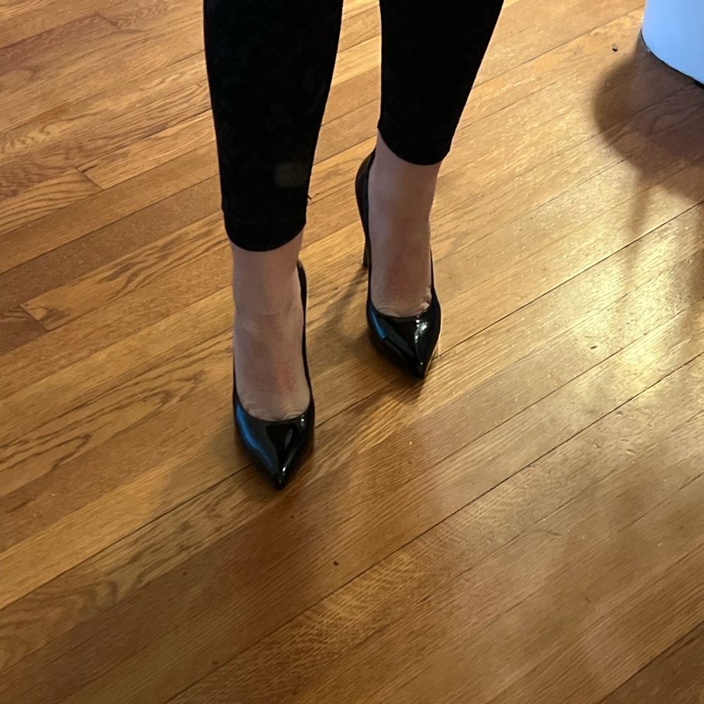 Saint Laurent Glossy Black Heels - Picture 6 of 11